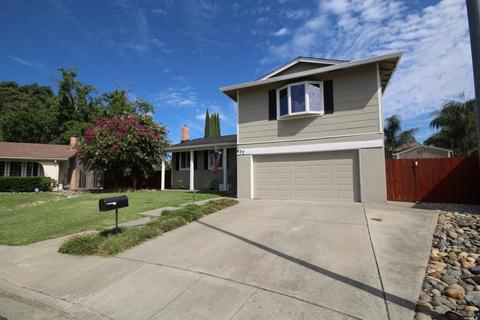 637 Corte Castro Ct, Vacaville, CA 95688 photo 2