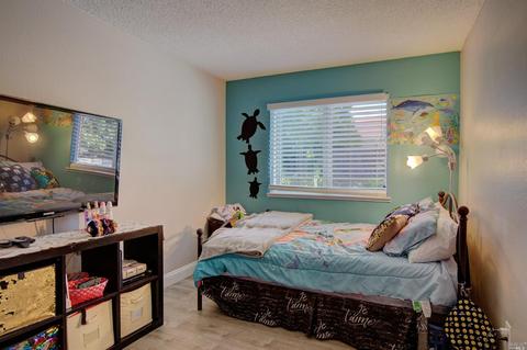 472 Parkview Ter, Vallejo, CA 94589 photo 17