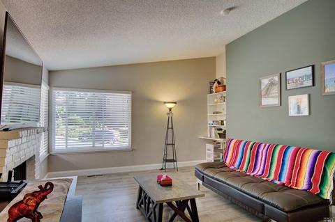 472 Parkview Ter, Vallejo, CA 94589 photo 2