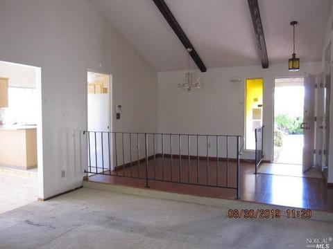 170 Murphys Ct, Vallejo, CA 94589 photo 2