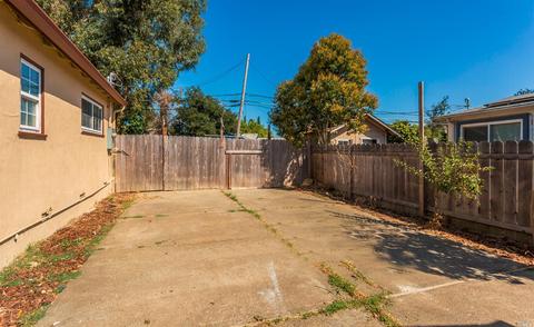 700 Gateway Dr, Vallejo, CA 94589 photo 28
