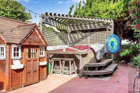 868 Keats Dr, Vallejo, CA 94591 photo 34