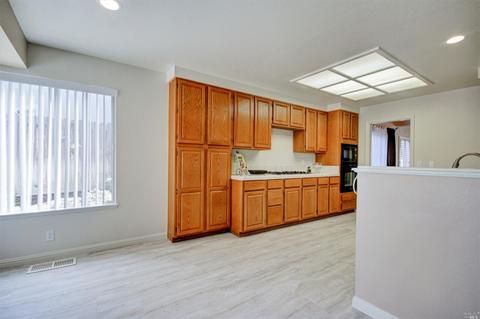 108 Cannes Ct, Fairfield, CA 94534 photo 15