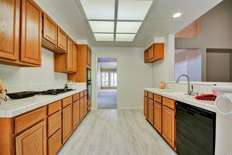 108 Cannes Ct, Fairfield, CA 94534 photo 13