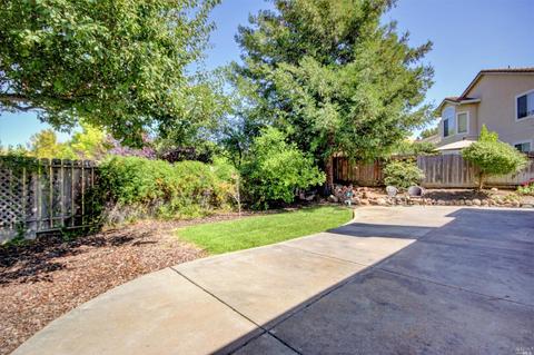 108 Cannes Ct, Fairfield, CA 94534 photo 30