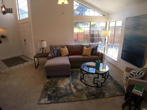 132 Cornell St, Windsor, CA 95492 photo 4