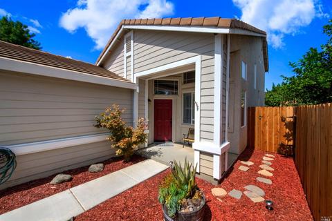 577 Edenderry Dr, Vacaville, CA 95688 photo 4