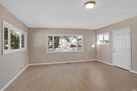 2021 L Ellenburg St, Vallejo, CA 94590 photo 12