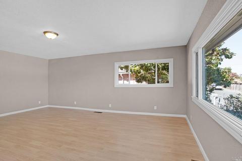 2021 L Ellenburg St, Vallejo, CA 94590 photo 13