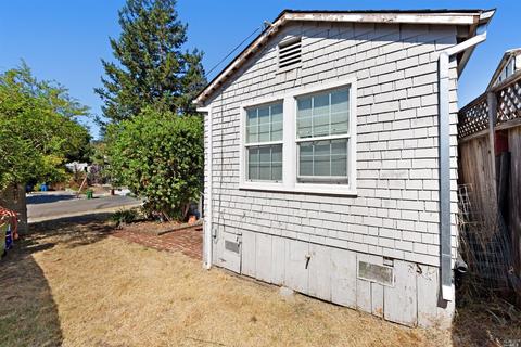 306 Walnut St, Petaluma, CA 94952 photo 7