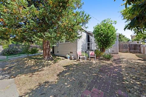 306 Walnut St, Petaluma, CA 94952 photo 6