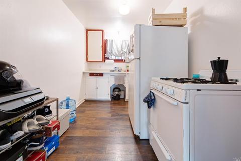 306 Walnut St, Petaluma, CA 94952 photo 15
