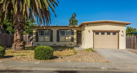 2013 Nottingham Dr, Fairfield, CA 94533 photo 2