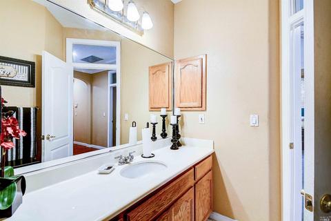 5809 Cabernet Dr, Vallejo, CA 94591 photo 14
