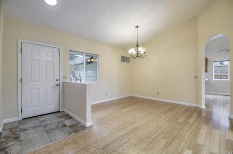 128 Chadwick Way, Cotati, CA 94931 photo 3