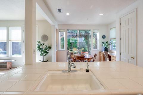 10 Maybeck St, Novato, CA 94949 photo 17