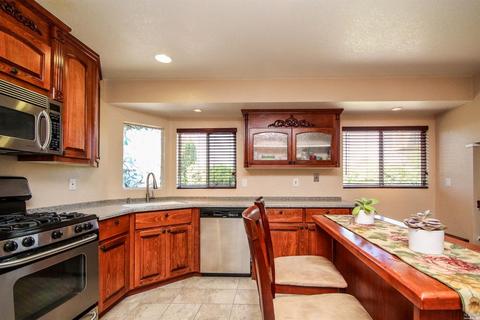 2635 Burrell Dr, Fairfield, CA 94533 photo 4