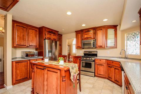 2635 Burrell Dr, Fairfield, CA 94533 photo 8