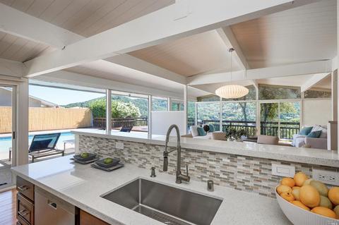 81 Eagle Dr, Novato, CA 94949 photo 21