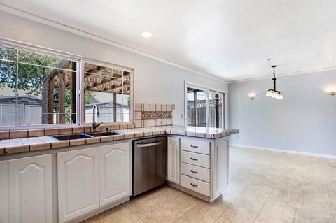 8470 Larch Ave, Cotati, CA 94931 photo 11