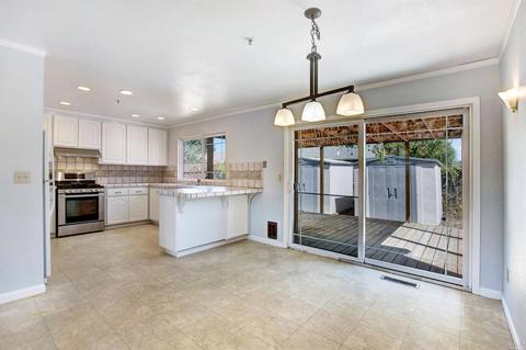 8470 Larch Ave, Cotati, CA 94931 photo 7