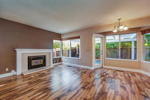 6409 Yale St, Windsor, CA 95492 photo 8