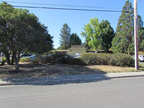 812 Elm Dr, Petaluma, CA 94952 photo 23