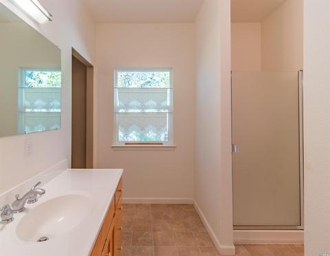 646 Dora Ave, Ukiah, CA 95482 photo 9
