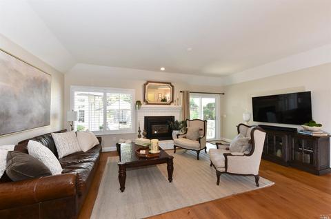 560 Pistachio Pl, Windsor, CA 95492 photo 14