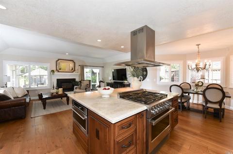 560 Pistachio Pl, Windsor, CA 95492 photo 16