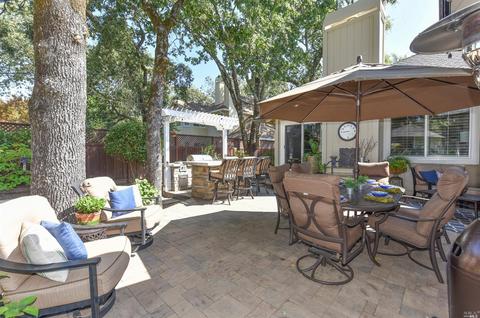 560 Pistachio Pl, Windsor, CA 95492 photo 40