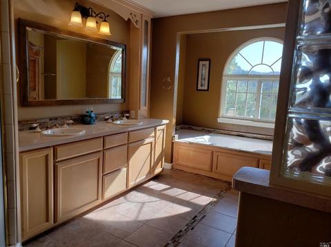 Undisclosed, Willits, CA 95490 photo 24