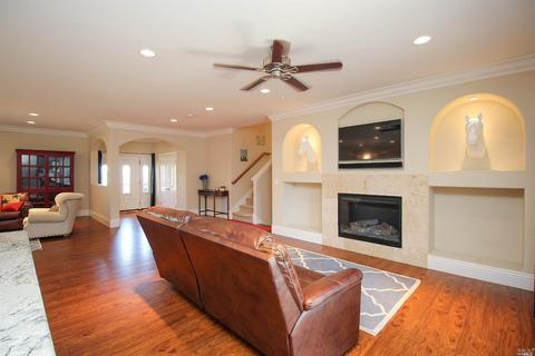 132 Roundhill Ct, Vallejo, CA 94591 photo 9