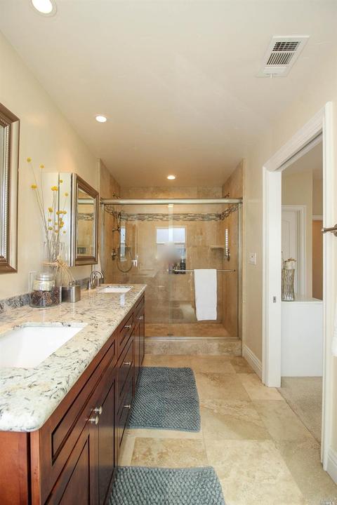 132 Roundhill Ct, Vallejo, CA 94591 photo 37