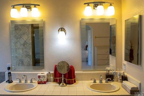 409 La Quinta Ct, Windsor, CA 95492 photo 12