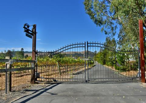 23237 Maffei Rd, Sonoma, CA 95476 photo 1