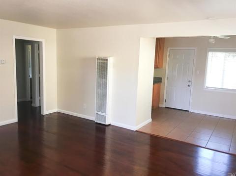 1965 Griffin Dr, Vallejo, CA 94589 photo 3