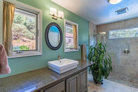996 Davis Dr, Ukiah, CA 95482 photo 14