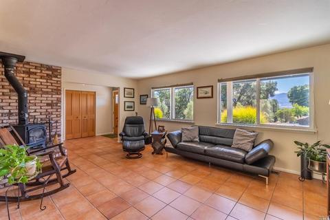 996 Davis Dr, Ukiah, CA 95482 photo 10