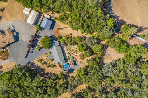 996 Davis Dr, Ukiah, CA 95482 photo 32