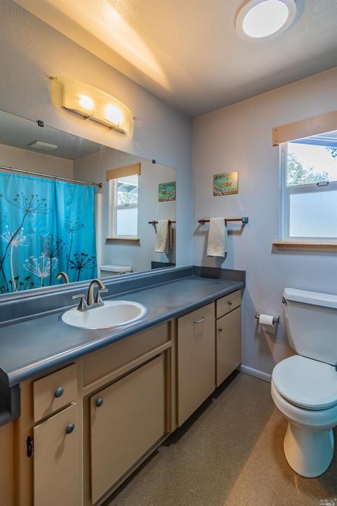 996 Davis Dr, Ukiah, CA 95482 photo 19