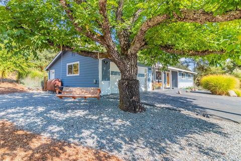 996 Davis Dr, Ukiah, CA 95482 photo 43