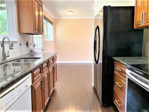 248 Stephen St, Fairfield, CA 94533 photo 4