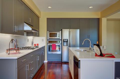 4056 Nottingham Ct, Vallejo, CA 94591 photo 4