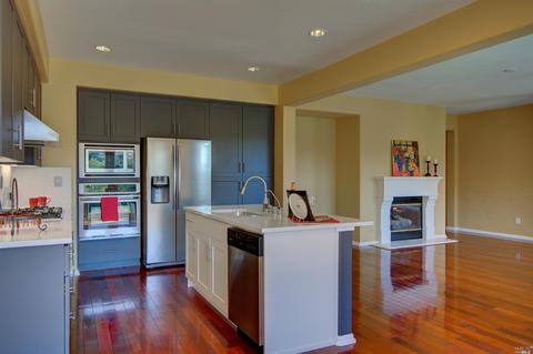 4056 Nottingham Ct, Vallejo, CA 94591 photo 5