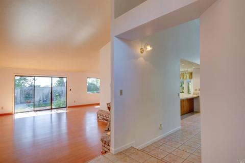 304 Sandy Neck Way, Vallejo, CA 94591 photo 2