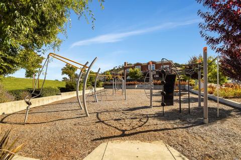 646 Jade St, Petaluma, CA 94952 photo 42