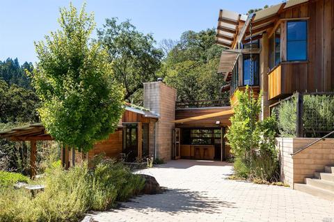 Undisclosed, Healdsburg, CA 95448 photo 4