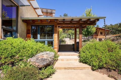Undisclosed, Healdsburg, CA 95448 photo 3