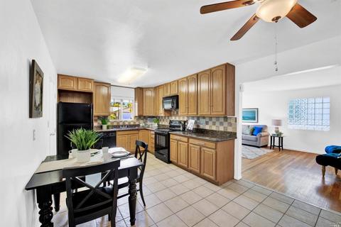 280 Markham Ave, Vacaville, CA 95688 photo 4